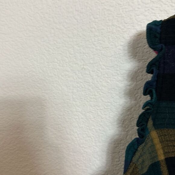 Torrid sleeveless ruffle sleeve plaid button down top EUC size 1X 24B - Picture 4 of 6